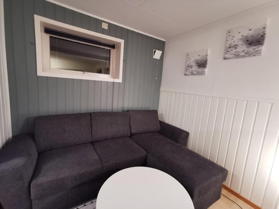 Spacious Apartment On Kvaloya Kvaloysletta Exteriör bild